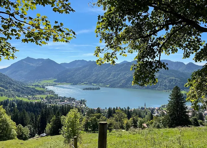 Appartement Architect-apartments 80qm 3 Schlafzimmer, Integrierter Kueche Und Bad, 2min Von A8, Garten Mit Sitzgruppe, Ruhig Und Modern